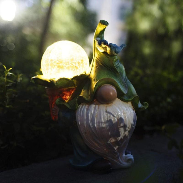 Crackle Ball Solar Garden Gnome Statue